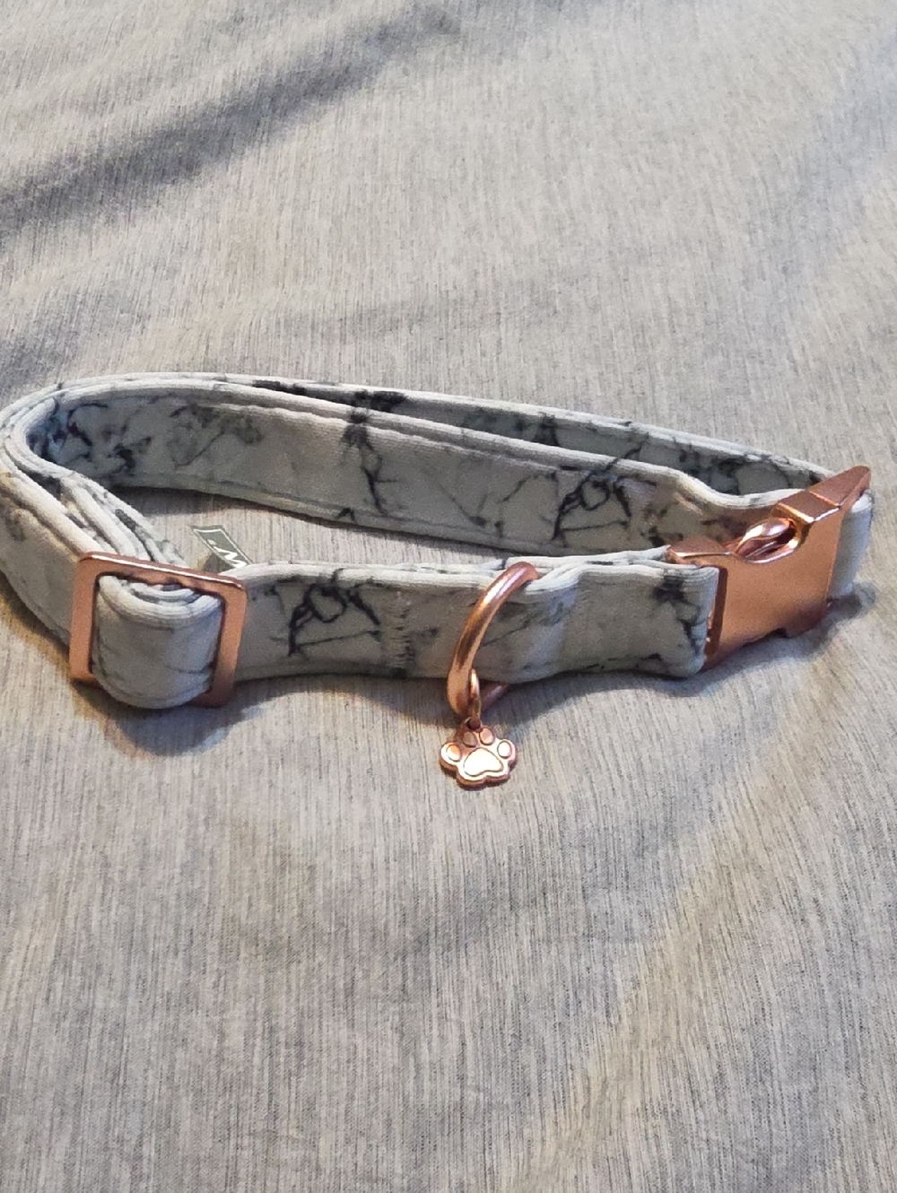 Top Paw Marble-Print Key & Card Holder with Rose Gold Hardware